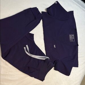 Figs Purple Jam Women's Jogger Set